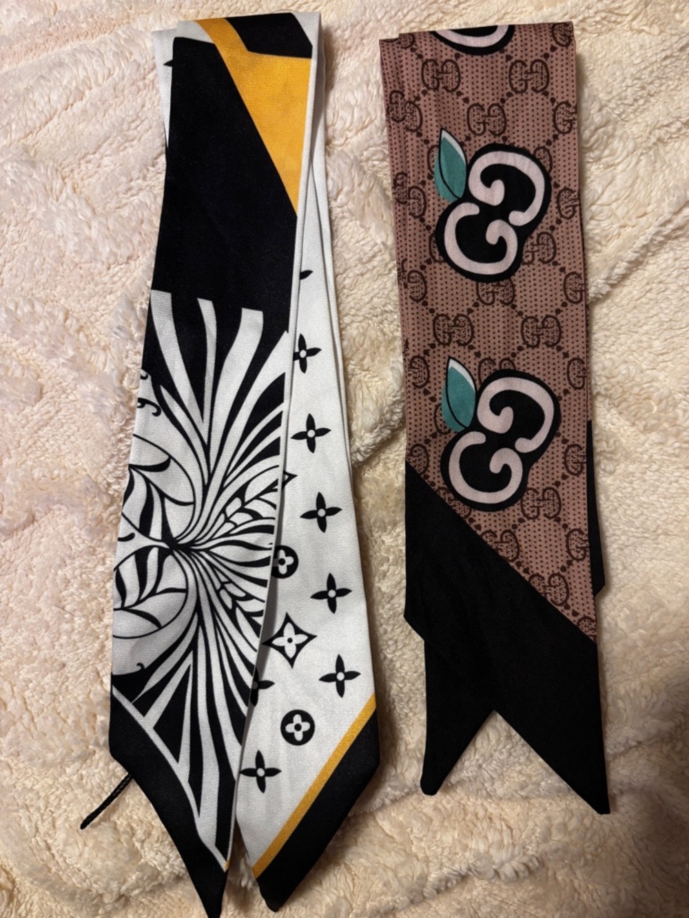 Stylish Monogram Twilly Scarf  Set.